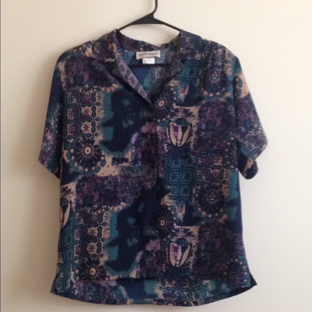 Short sleeve button up